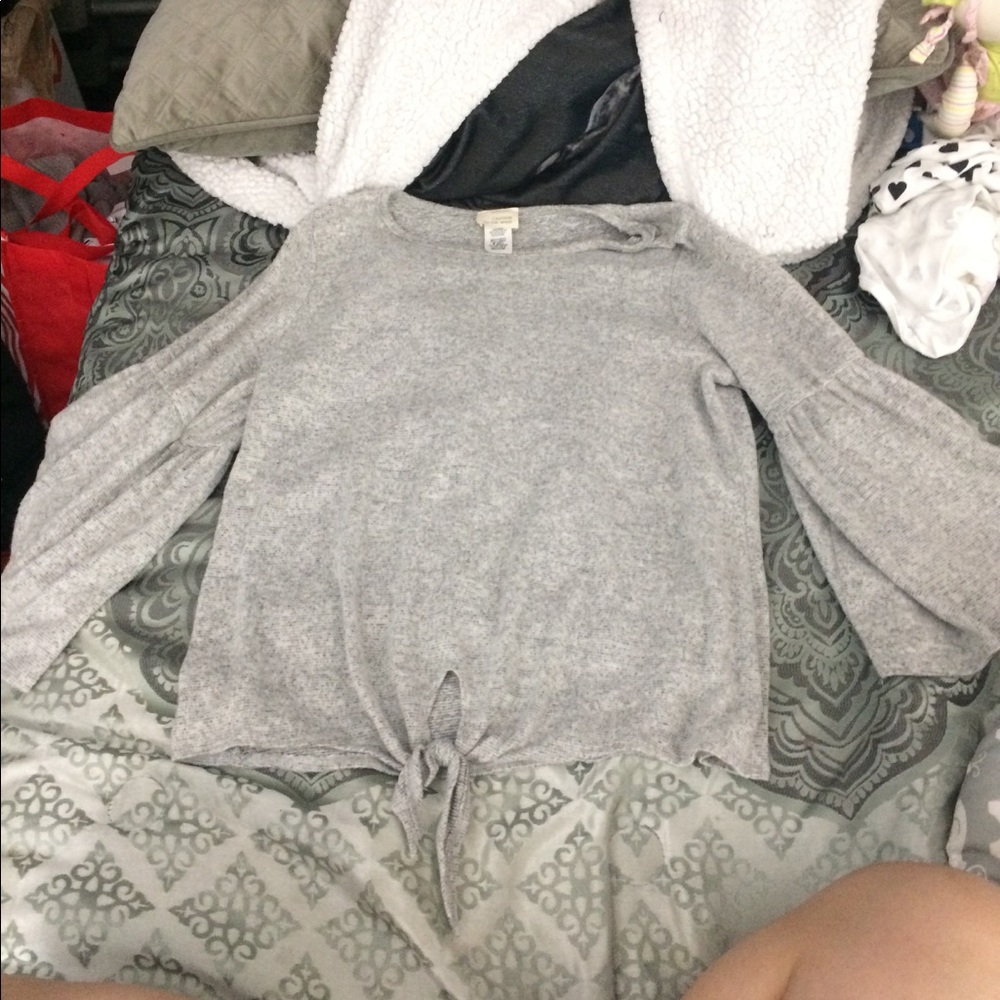 Gray bell sleeve